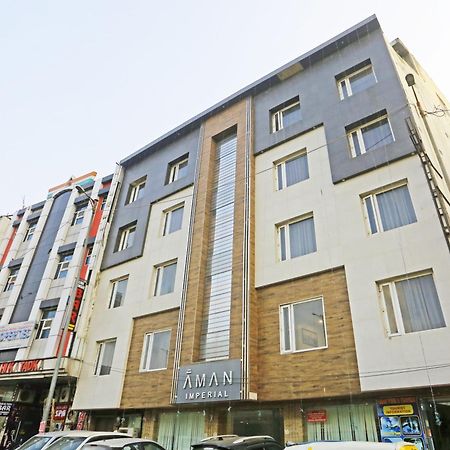 Hotel Aman Imperial Just A Minute Away From New Delhi Railway Station And Connaught Place Buitenkant foto