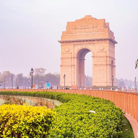 Hotel Aman Imperial Just A Minute Away From New Delhi Railway Station And Connaught Place Buitenkant foto