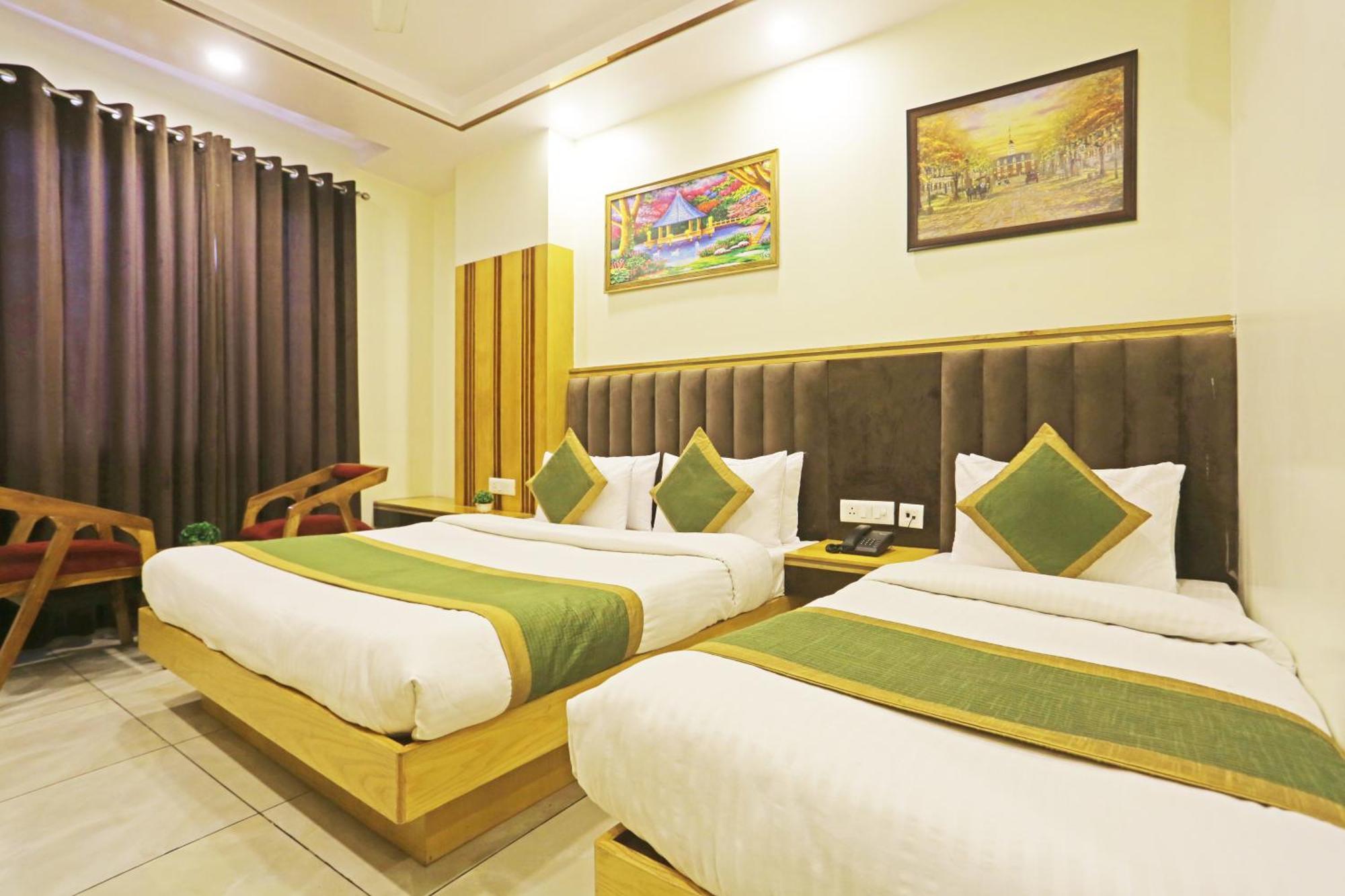 Hotel Aman Imperial Just A Minute Away From New Delhi Railway Station And Connaught Place Buitenkant foto