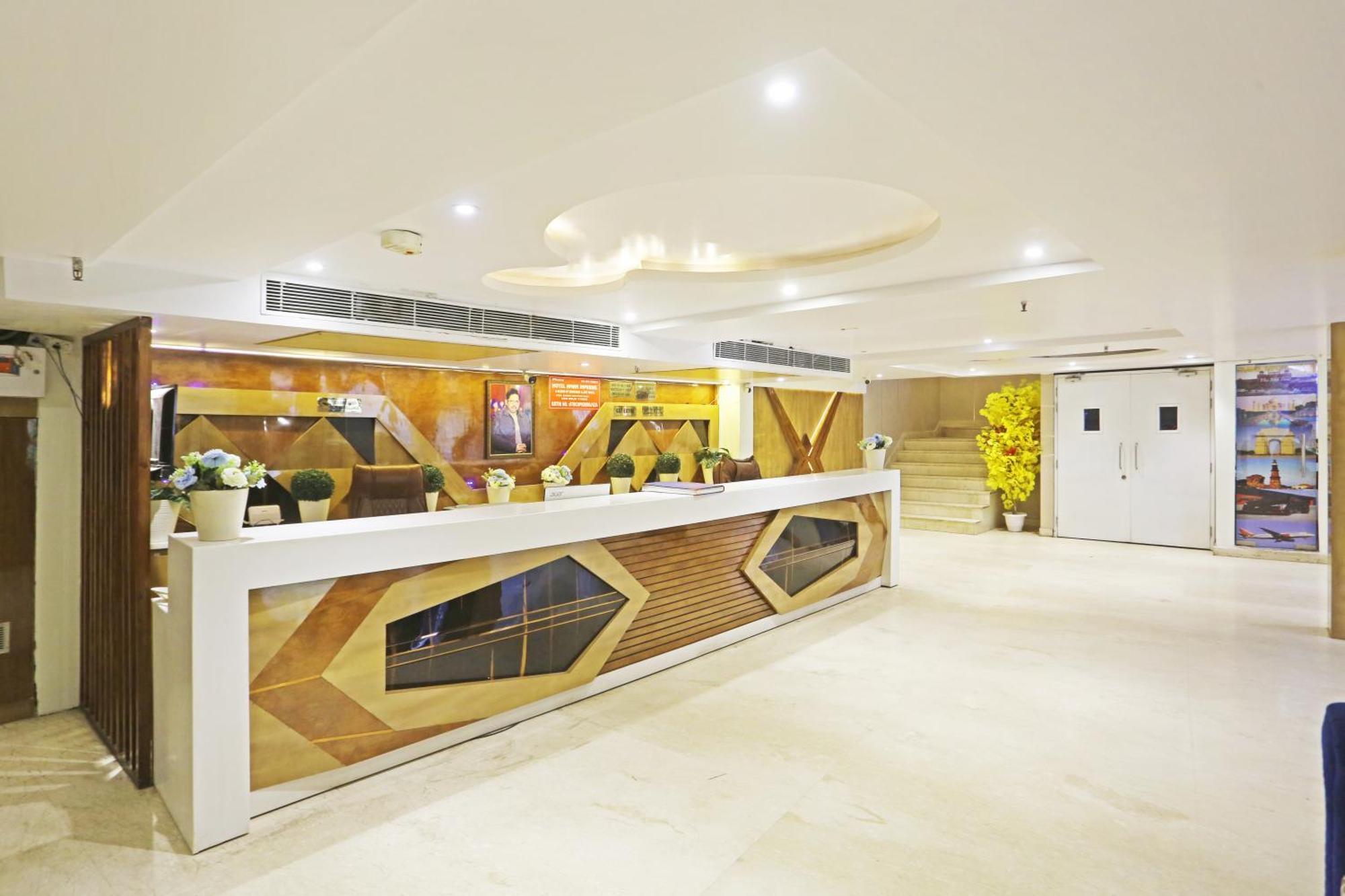Hotel Aman Imperial Just A Minute Away From New Delhi Railway Station And Connaught Place Buitenkant foto