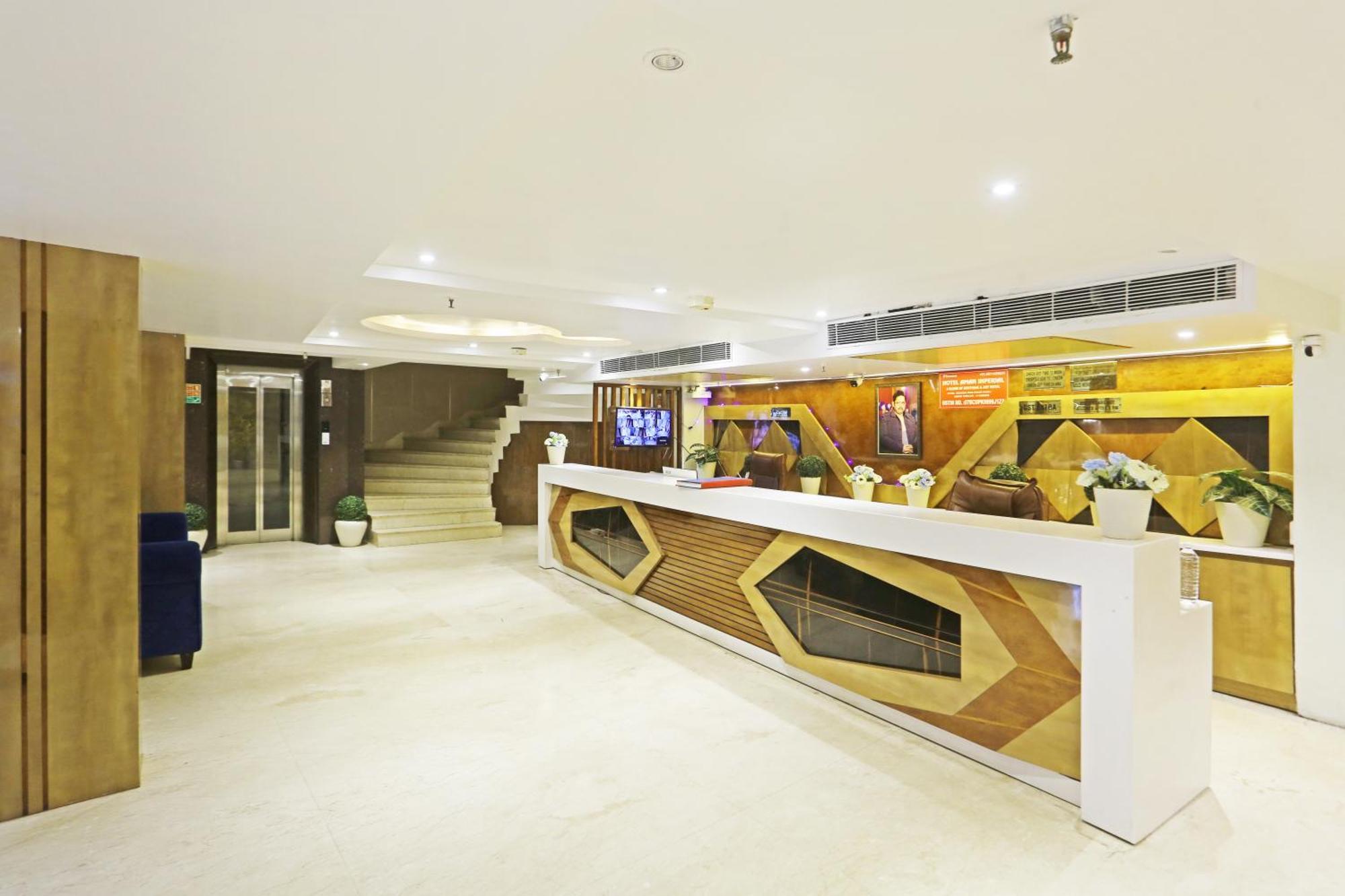 Hotel Aman Imperial Just A Minute Away From New Delhi Railway Station And Connaught Place Buitenkant foto