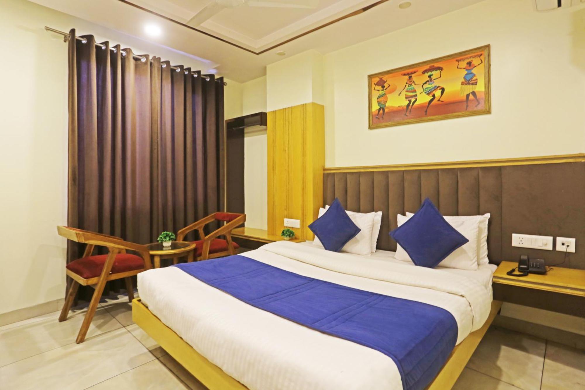 Hotel Aman Imperial Just A Minute Away From New Delhi Railway Station And Connaught Place Buitenkant foto