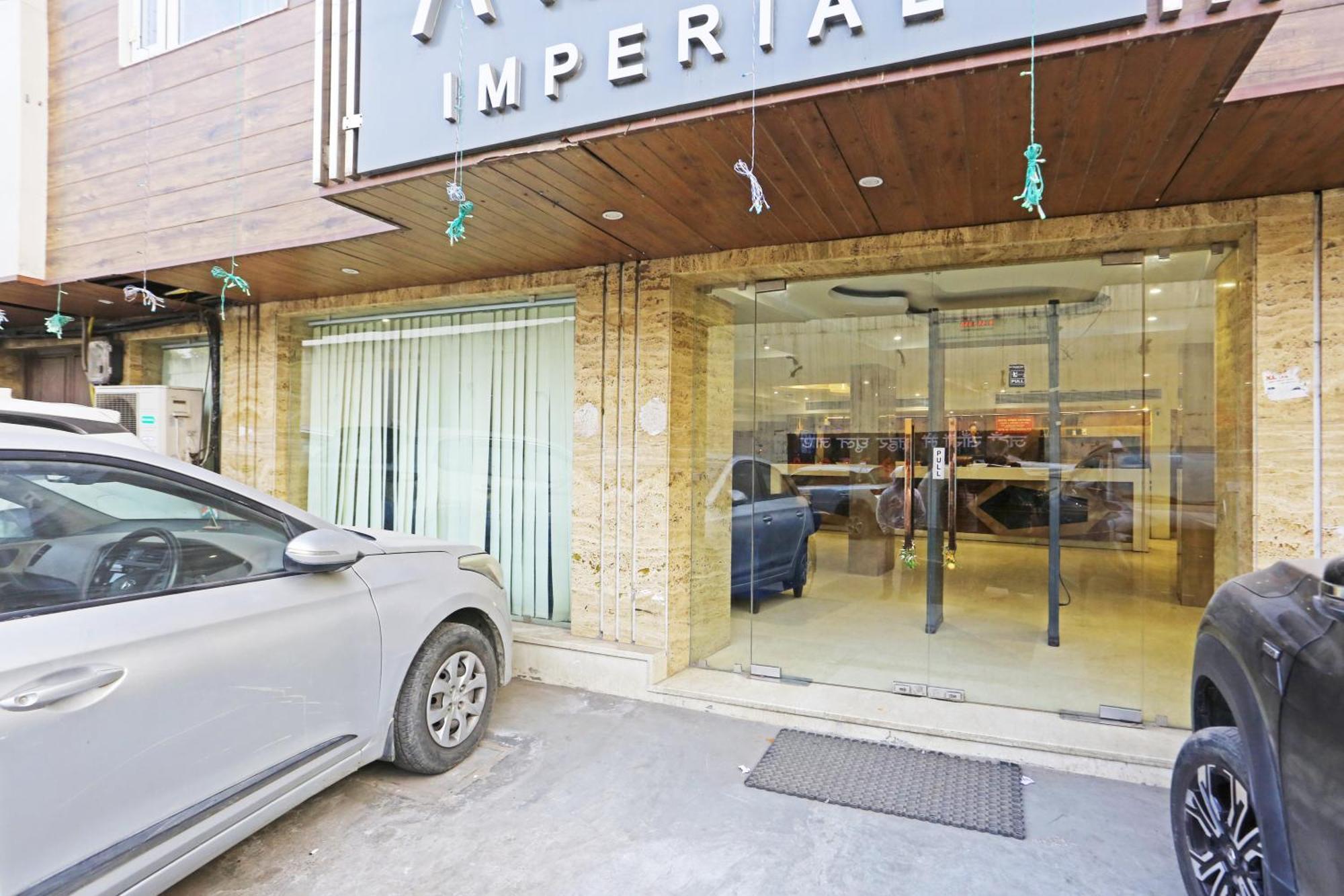 Hotel Aman Imperial Just A Minute Away From New Delhi Railway Station And Connaught Place Buitenkant foto