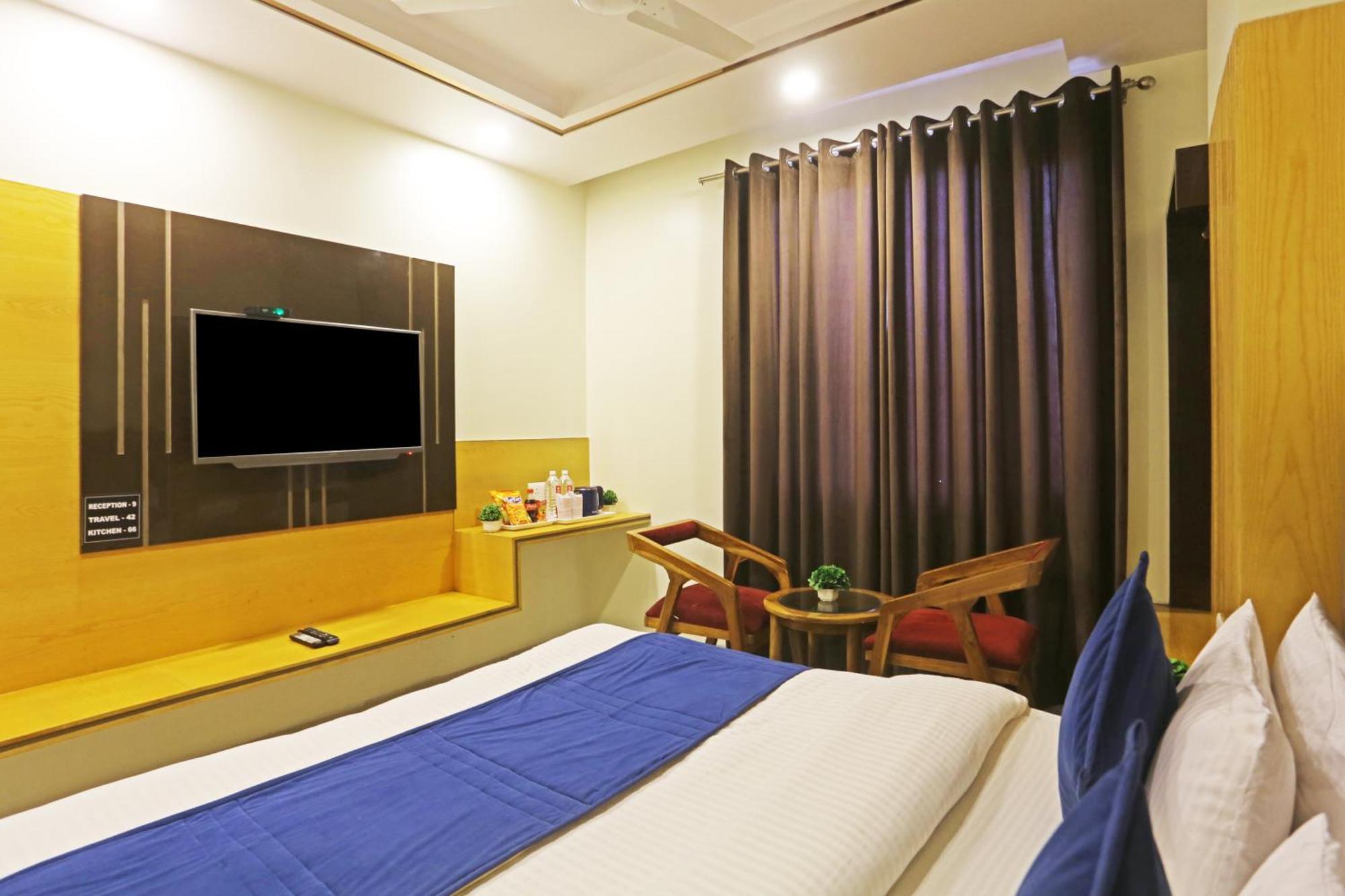 Hotel Aman Imperial Just A Minute Away From New Delhi Railway Station And Connaught Place Buitenkant foto