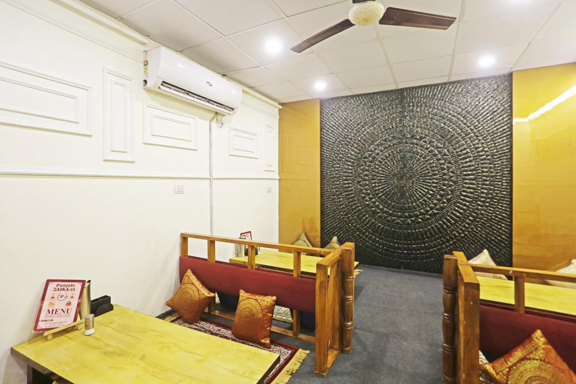 Hotel Aman Imperial Just A Minute Away From New Delhi Railway Station And Connaught Place Buitenkant foto