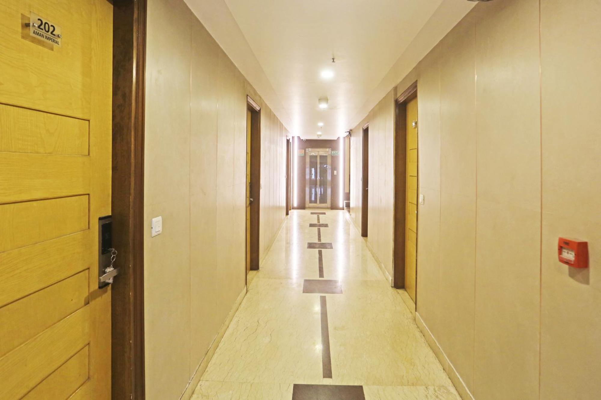 Hotel Aman Imperial Just A Minute Away From New Delhi Railway Station And Connaught Place Buitenkant foto