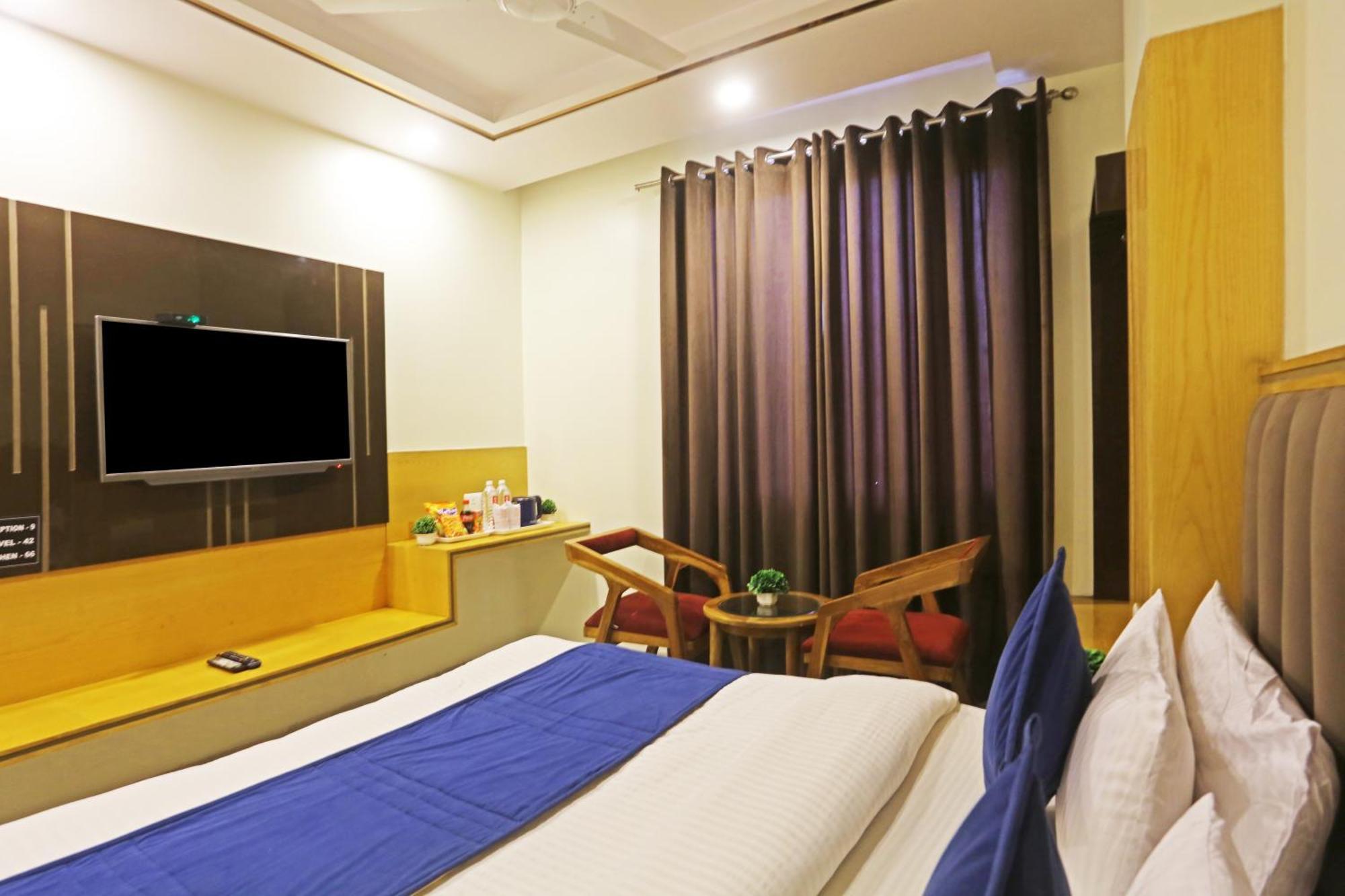 Hotel Aman Imperial Just A Minute Away From New Delhi Railway Station And Connaught Place Buitenkant foto