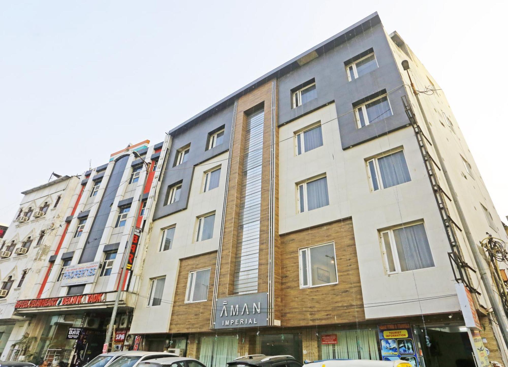 Hotel Aman Imperial Just A Minute Away From New Delhi Railway Station And Connaught Place Buitenkant foto